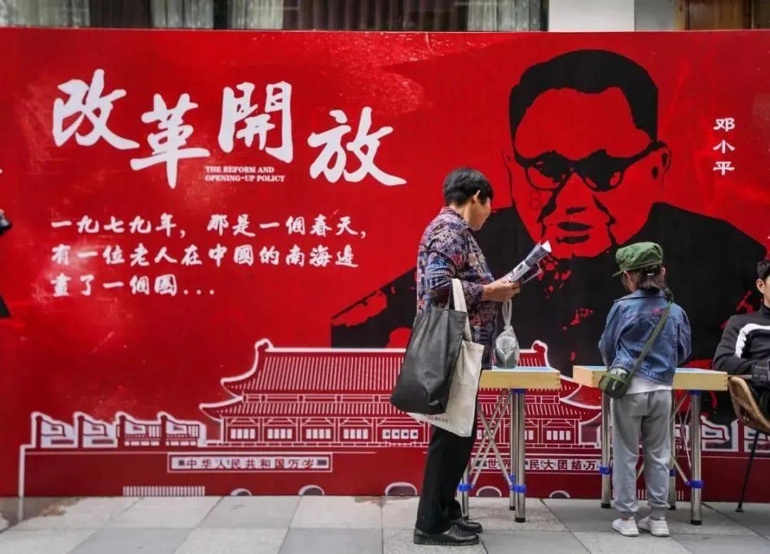 逃离阴暗的房屋